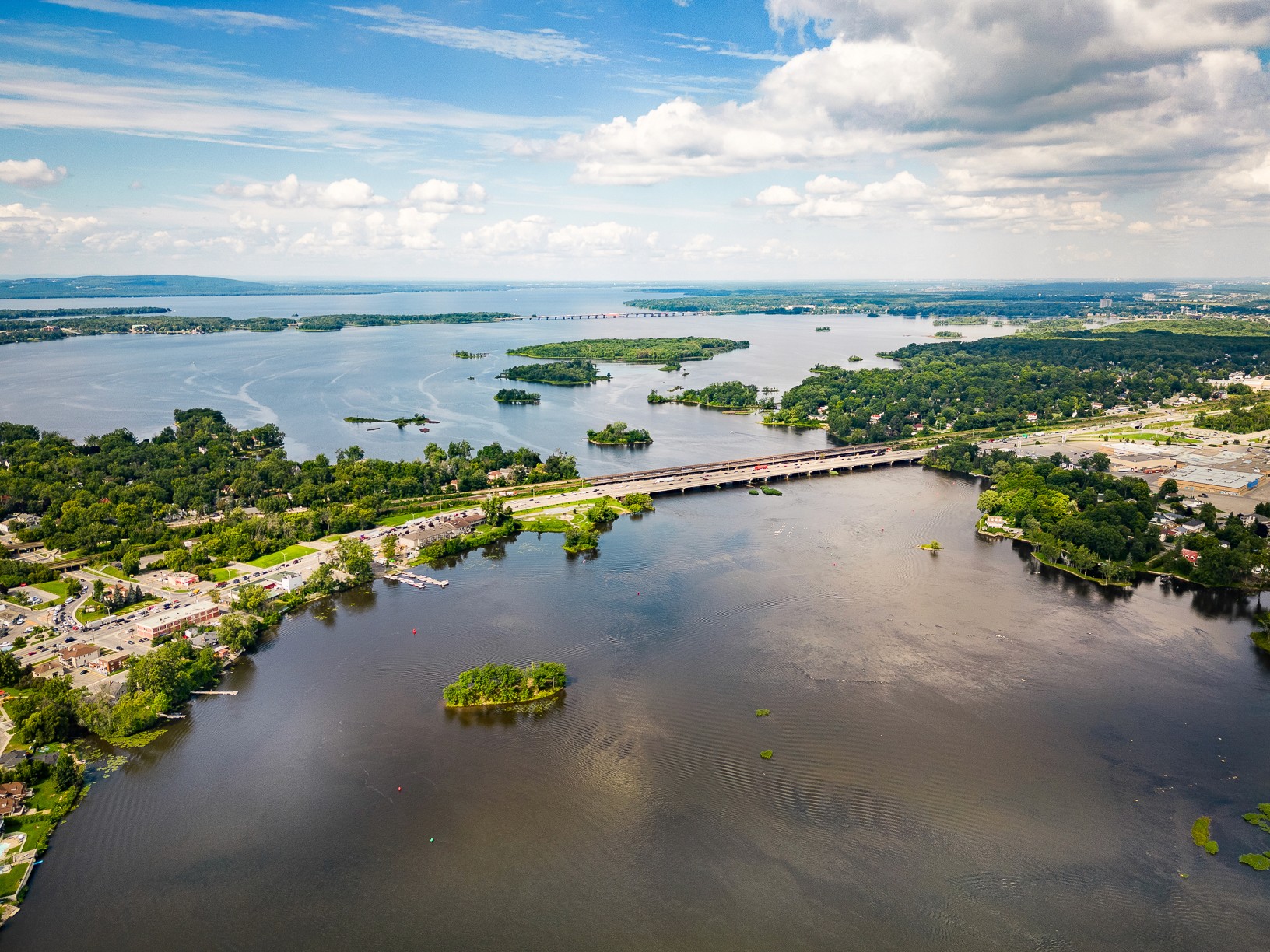 La rivière des Outaouais et le quartier de Vaudreuil-Dorion